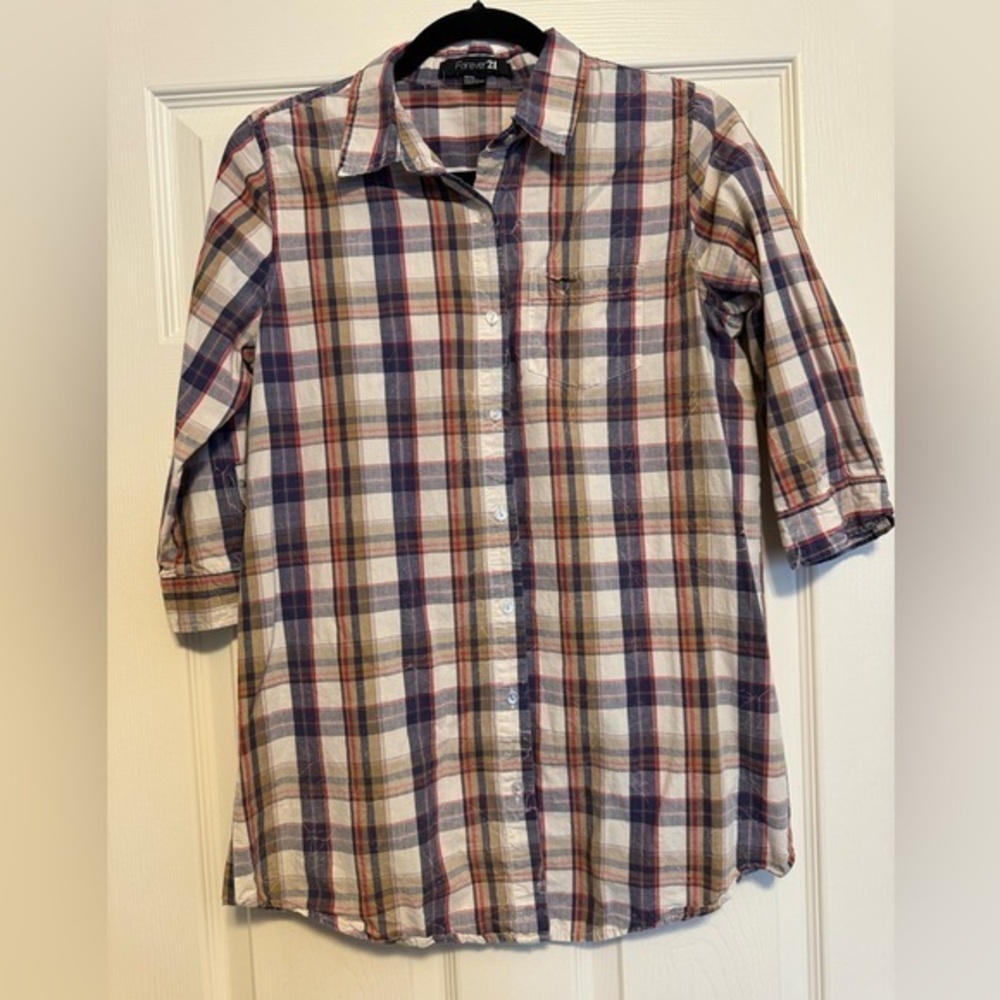Forever 21 purple plaid button down 3/4 sleeves